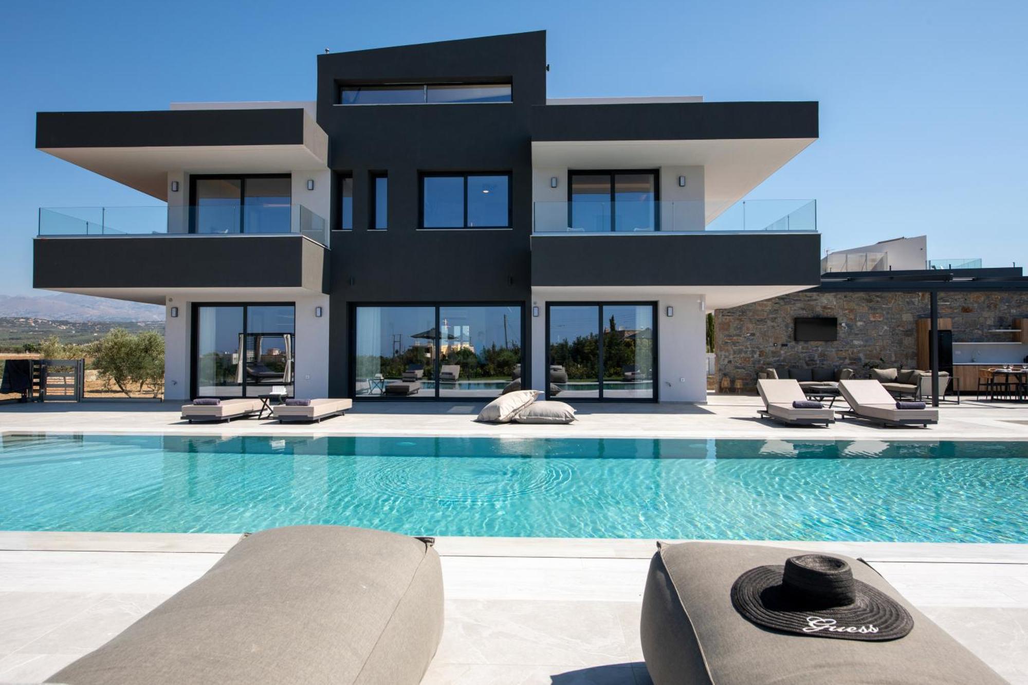 Omnia Luxury Villa, 100M2 Pool, Whirlpool & Gym, By Thinkvilla Prinos  Exterior photo